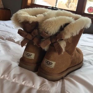 Mini Bailey Bow Uggs